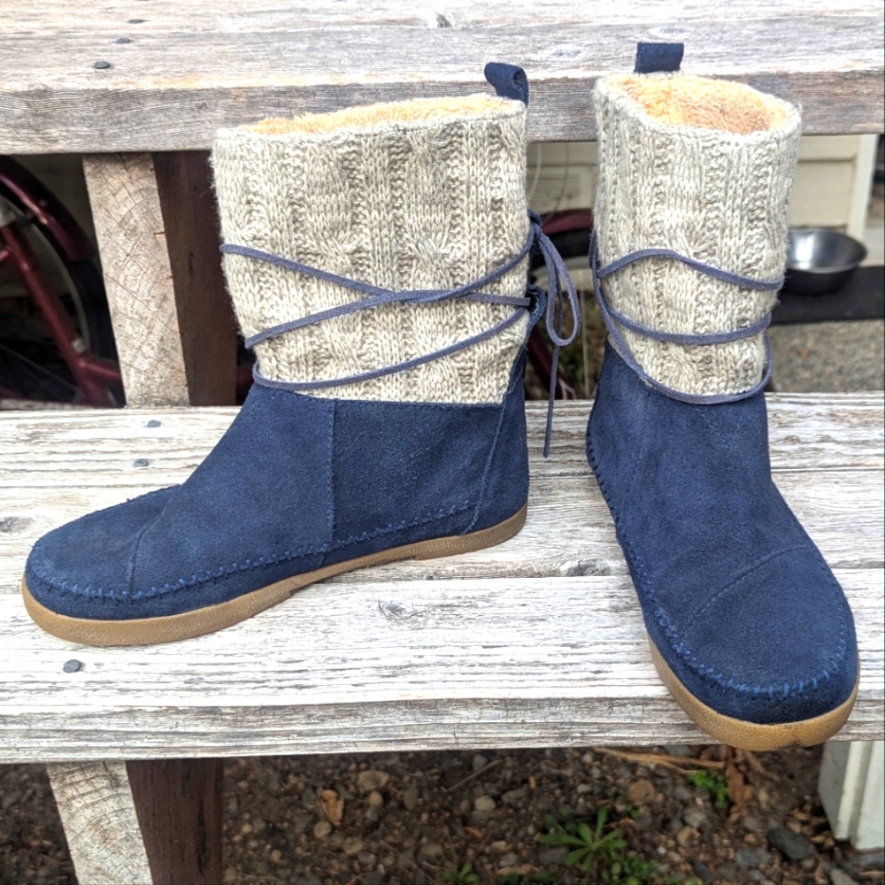 TOMS Suede Nepal Boots